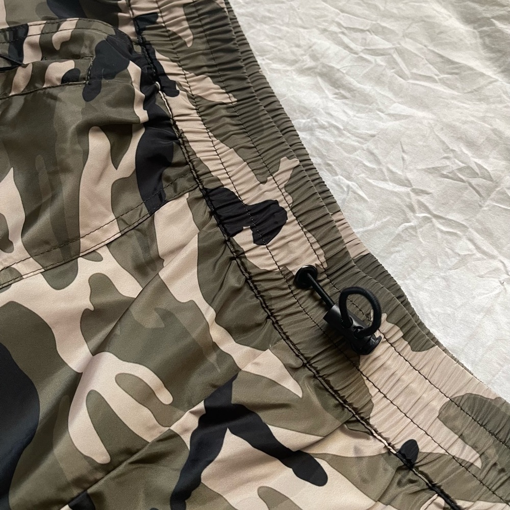 New with tag - Shinestar - military print wind breaker shorts - Picture 3 of 11